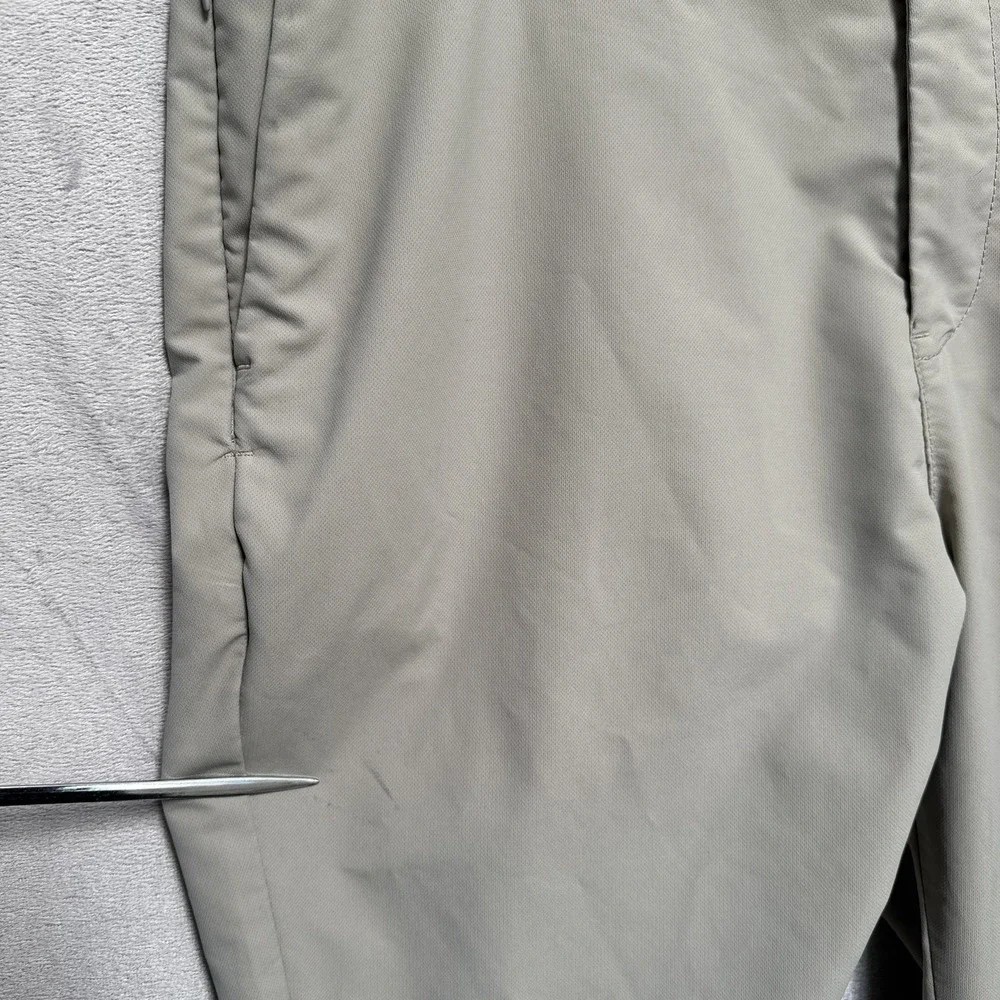 Banana Republic brand banana